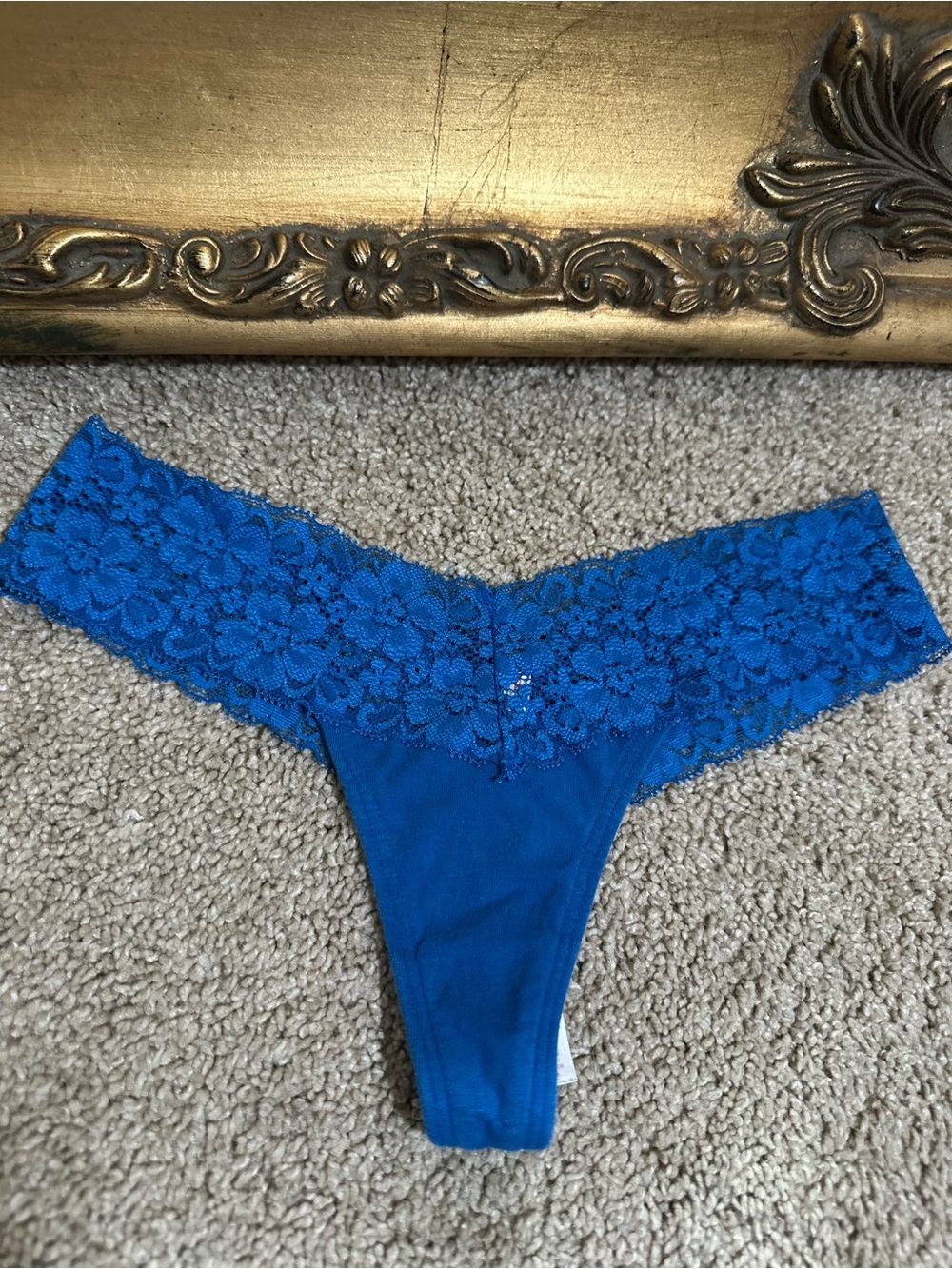 New Pink Victoria's Secret 2010 Extra Low Rise Bikini Size XS Bright Blue Lace